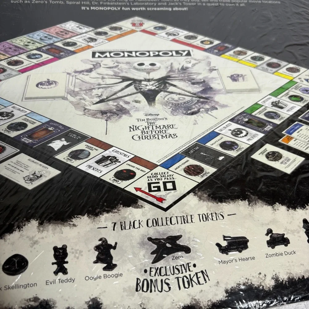 Monopoly Tim Burton's The Nightmare Before Christmas Board Game Hot Topic NEW